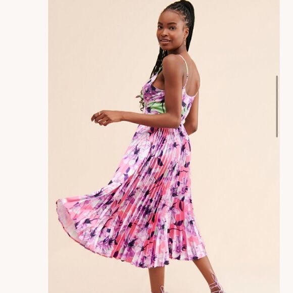 Anthropologie Delfi Quinn Pleated Dress Size M - Picture 3 of 6